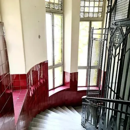 Liszt With Garage Available - Symphony 2 Budapest