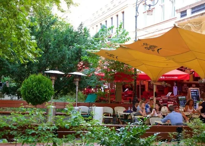 Liszt With Garage Available - Symphony 2 Apartament